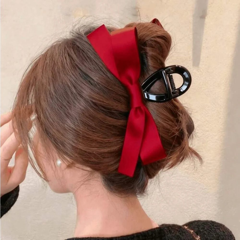 Red Satin Bow Hair Claw Clip NEW 🏷️